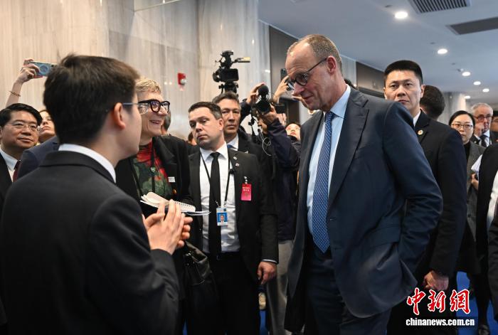 东西问丨全球能源咽喉遭“双锁”，中国为何“不着急”？